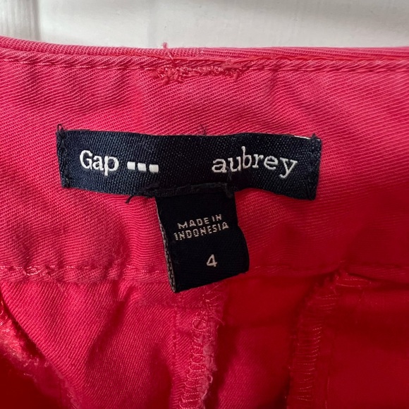 GAP Aubrey Shorts - Picture 8 of 8